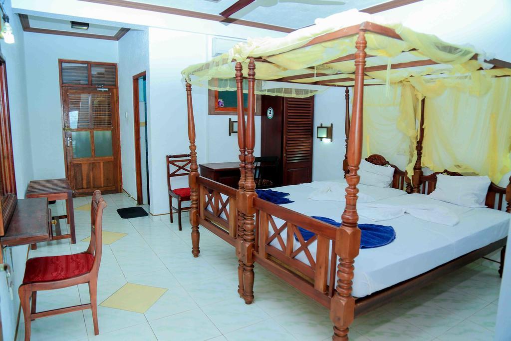 Gayana Guest House Kanattagoda Exterior photo