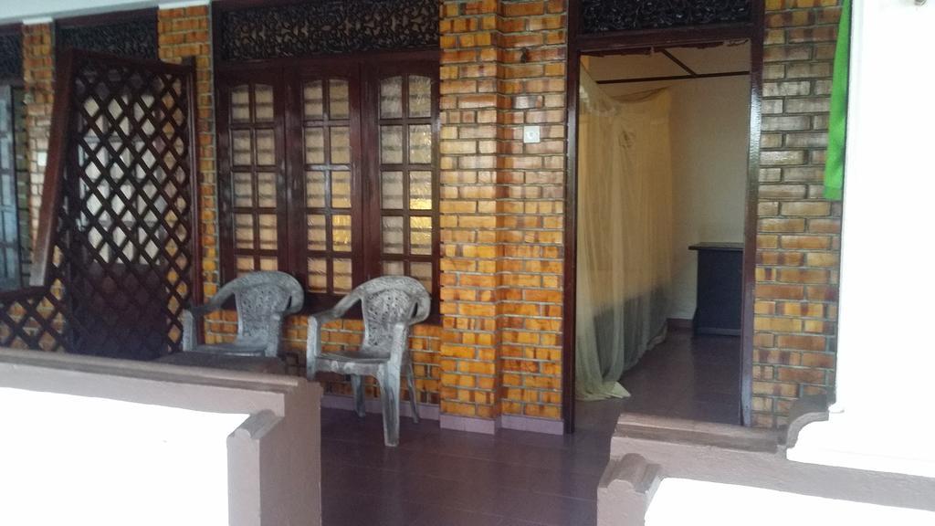 Gayana Guest House Kanattagoda Exterior photo